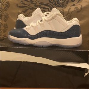 Air Jordan 11 Retro Low